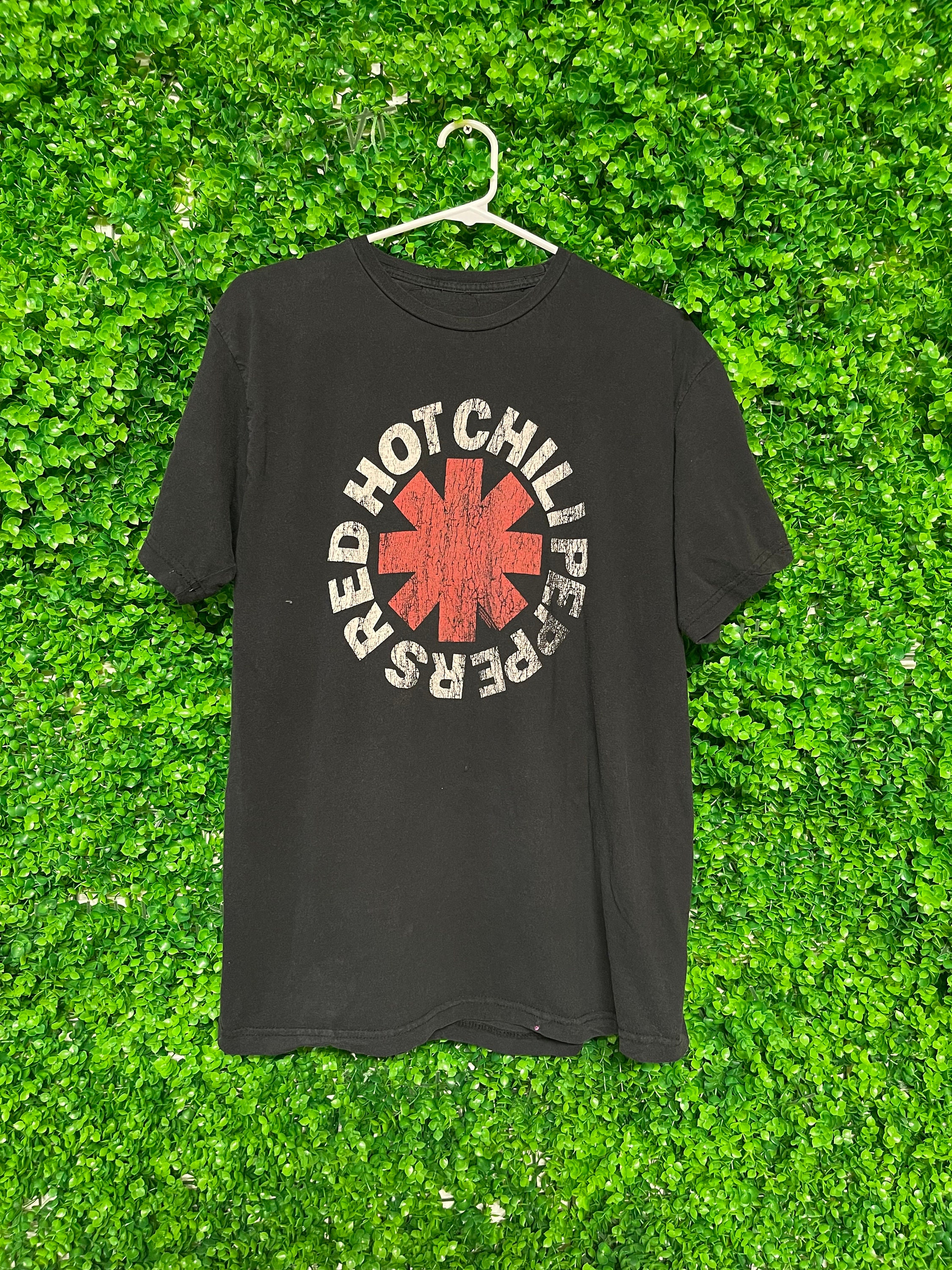 Vintage Red Hot Chili Peppers Band T-shirt - Adult Mens Large