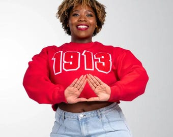 1913 Collegiate Style Crop