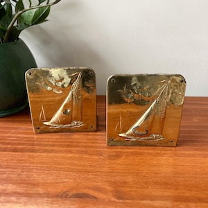Juego de sujetalibros de latón vintage con forma de velero, decoración náutica para casa en el lago