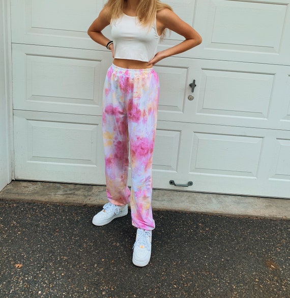 tie dye sweatpants pink