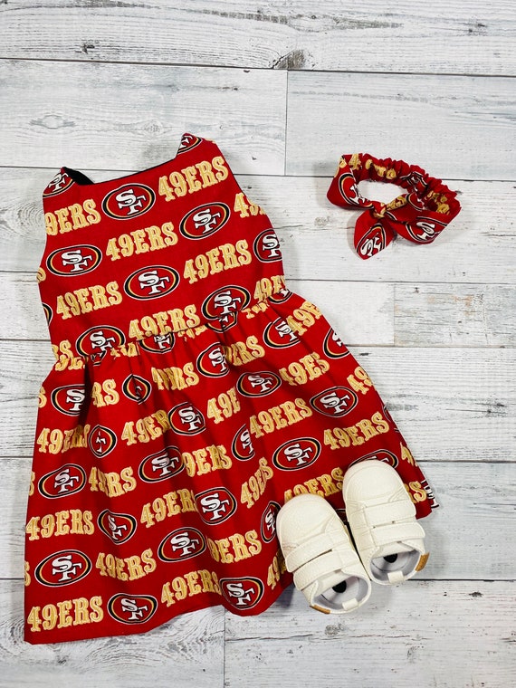 NFL San Francisco 49ers Baby Boys Bodysuit, Pant and Cap Outfit