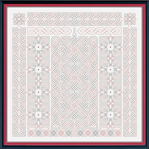 Op de afbeelding: Een geometrisch patroon in zwart en rood met ingewikkelde knoopontwerpen. Het patroon is ingelijst in een zwarte en rode rand.