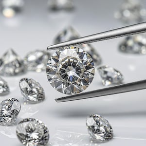 Loose Lab Grown Diamond | Round Brilliant Cut 1mm-4mm | Ethical & Sustainable | E-F Color VVS-VS Clarity