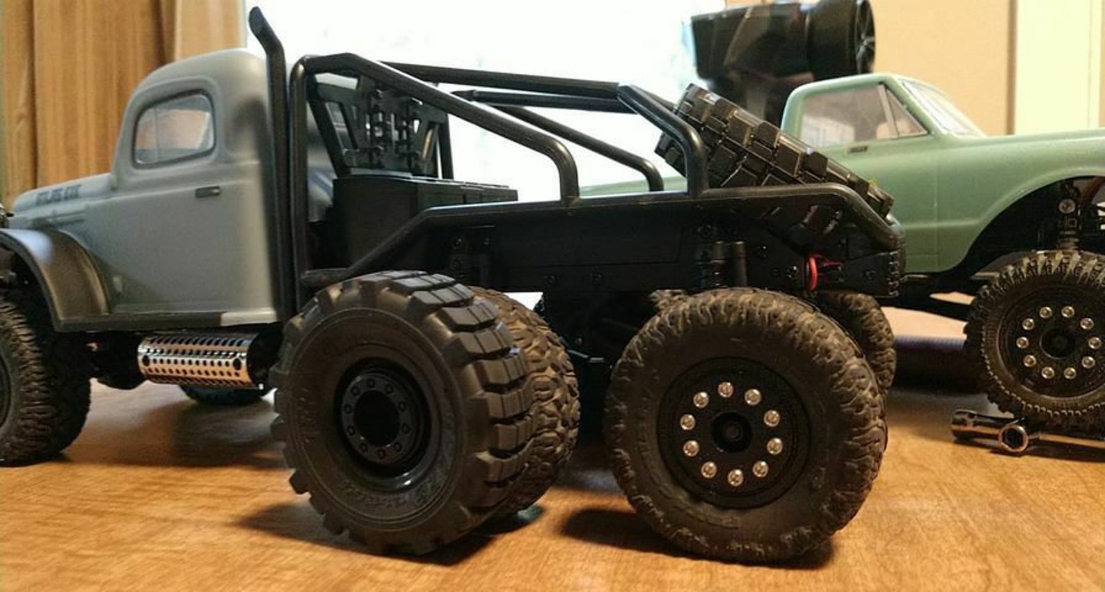 atlas 6x6 crawler upgrades
