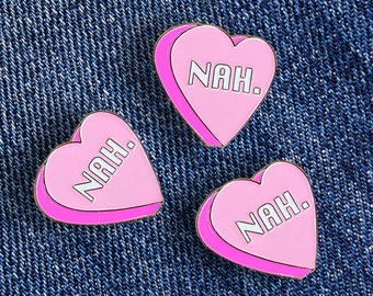 Valentinstag NAH Herz Pin - Herz Emaille Pin - Herz herzfreiEr Emaille Pin - Liebe Emaille Pin - Herz Form Emaille Pin