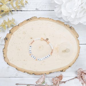 KIND AND ALIGNED Bracelet – Rose Gold and White Beaded Affirmation Jewelry