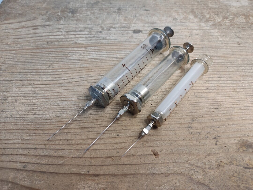 Vintage Medical Syringe Glass Syringe Vintage Medicine Syringe Etsy
