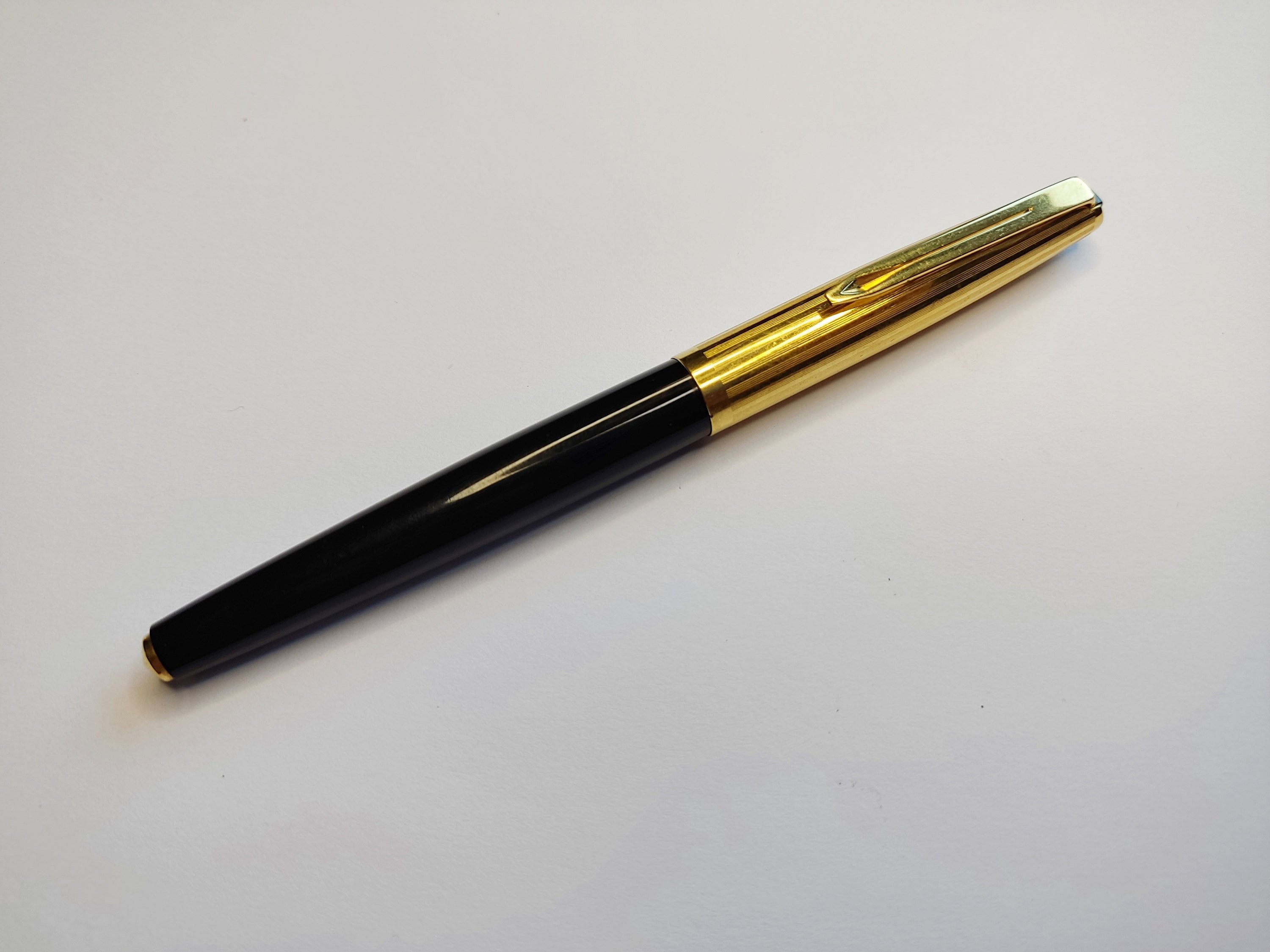 Vintage Sheaffer Fountain Pen With 14k Gold Nib and Retracting Pencil Set 