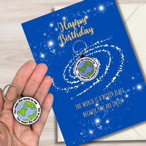 Carte d'anniversaire avec globe terrestre. Option personnalisée disponible