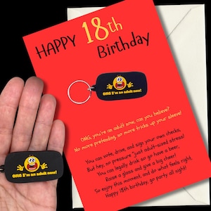 18° biglietto di auguri divertente per il compleanno con portachiavi OMG in regalo. Opzione personalizzata disponibile