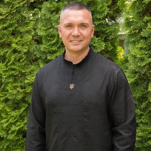 Embroidered Black White Shirt Modern Ukrainian Linen Vyshyvanka for Men ( M-5XL ) Traditional Ukrainian Ethnic Clothes Gifts from Ukraine