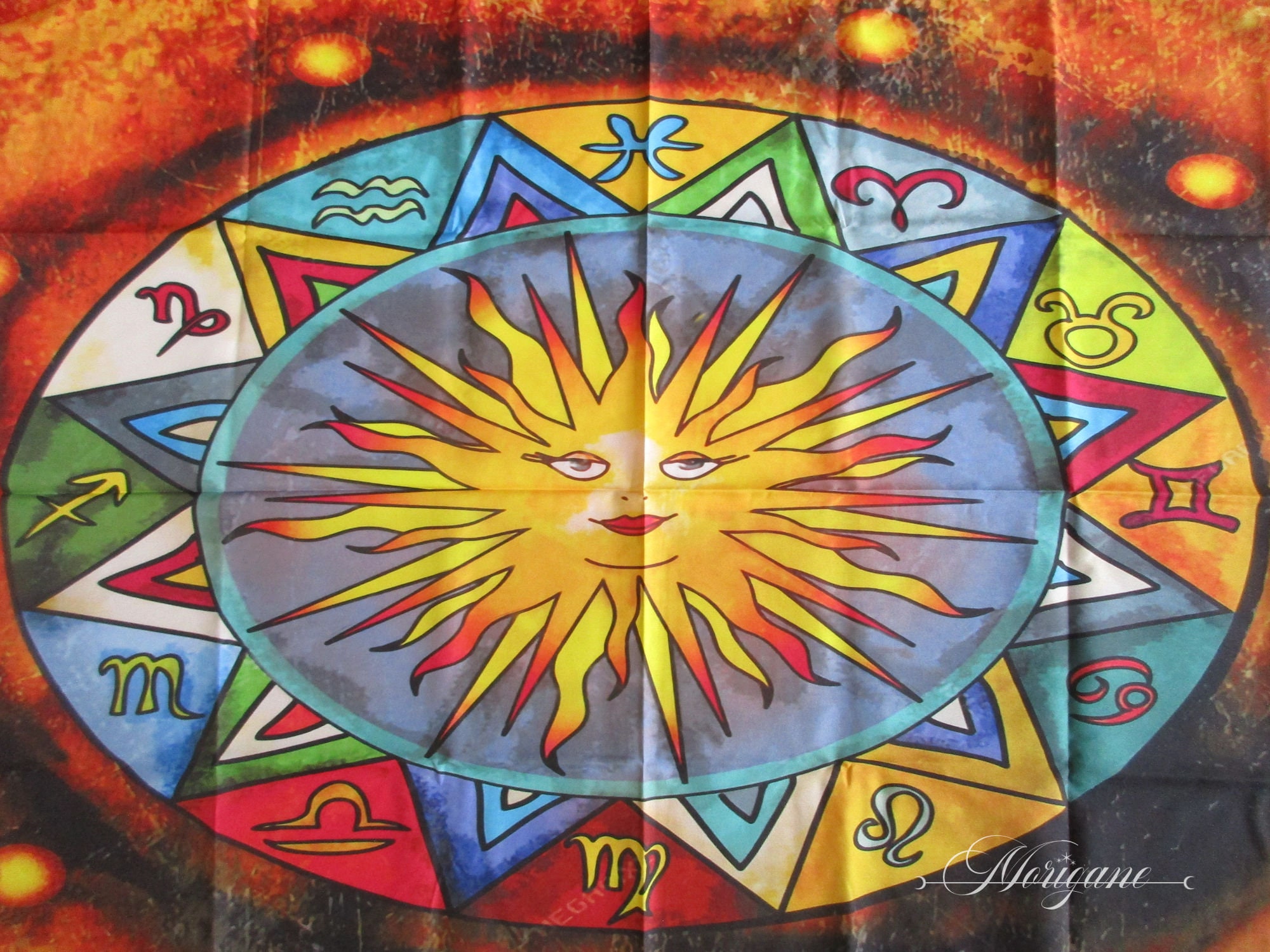 Tenture Murale ou Tapis Nappe de Divination Panneau Astres Étoiles Soleil Tarot Décoration, Zodiaque