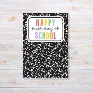 Tarjeta de galleta mini imprimible de 8,9 x 12,7 cm para el regreso a clases - Feliz primer día de clases (Composición) - Descarga instantánea en PDF