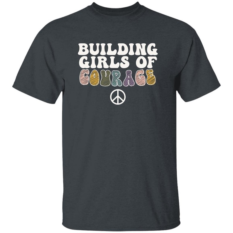 YOUTH Building Girls of Courage - Girl Scouts T-shirt for Daisies, Brownies, and Juniors Dark Heather