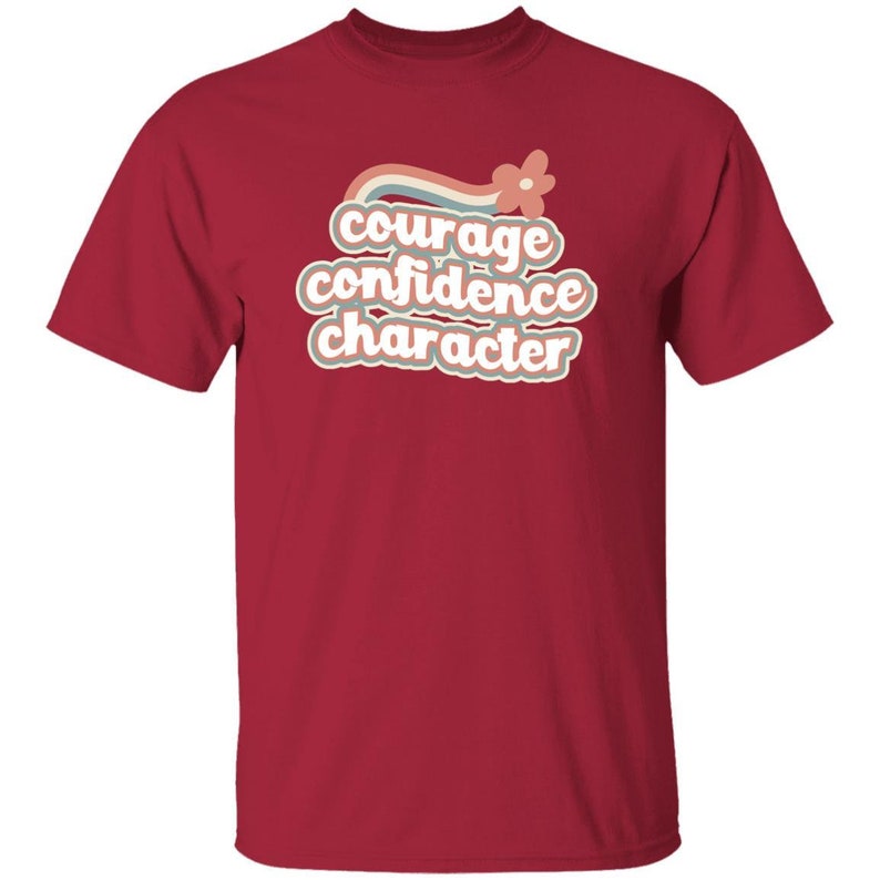 Camiseta arcoíris retro con el personaje "JÓVENES, Coraje y Confianza" en tallas infantiles para Girl Scouts Cardinal