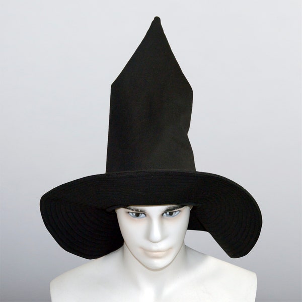 The black hat of the wizard. A hat for many characters.