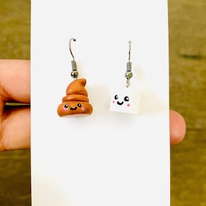 Oorknopjes toiletpapier, toiletpapier en kak, eigenzinnige cadeaus, kakoorbellen, niet-overeenkomende oorbellen, cadeaus beste vriend