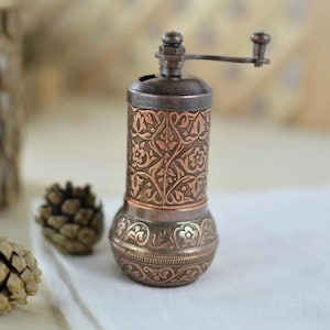 60s Copper Coffee Grinder Primitive Copper Detailed Machine. Copper Grinder  With Aged Wood. Coffee Ground Box Copper Sides With Open Top -  Israel