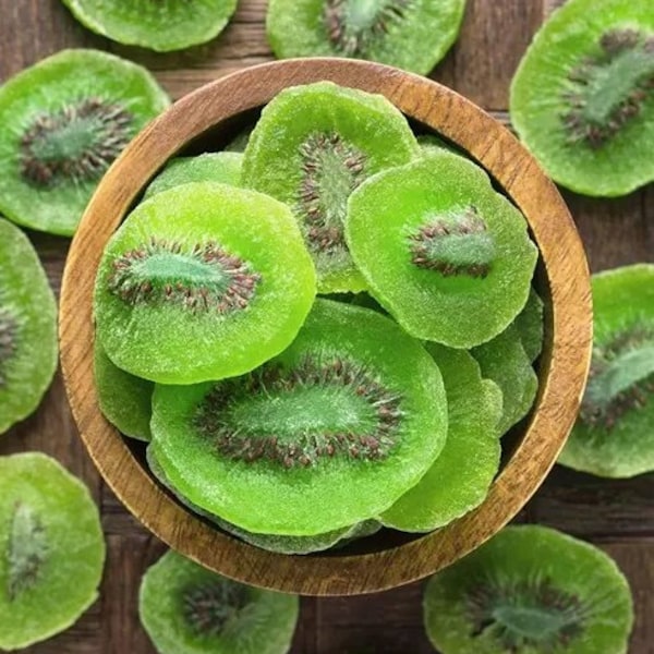 Kiwi séché, kiwi séché naturel, tranches de kiwi, fruits secs spéciaux, amateurs de fruits, festin de fruits secs, tranches de kiwi séchées à faible teneur en sucre sans soufre