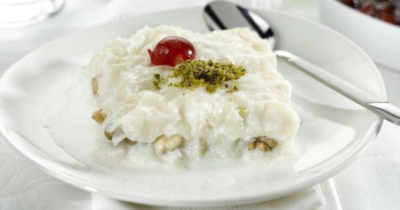Güllaç, Milky Dessert, Gullac Dessert, Ramadan Dessert, Traditional Turkish Dessert, Turkish Sweet, 3.5oz 100g image 5