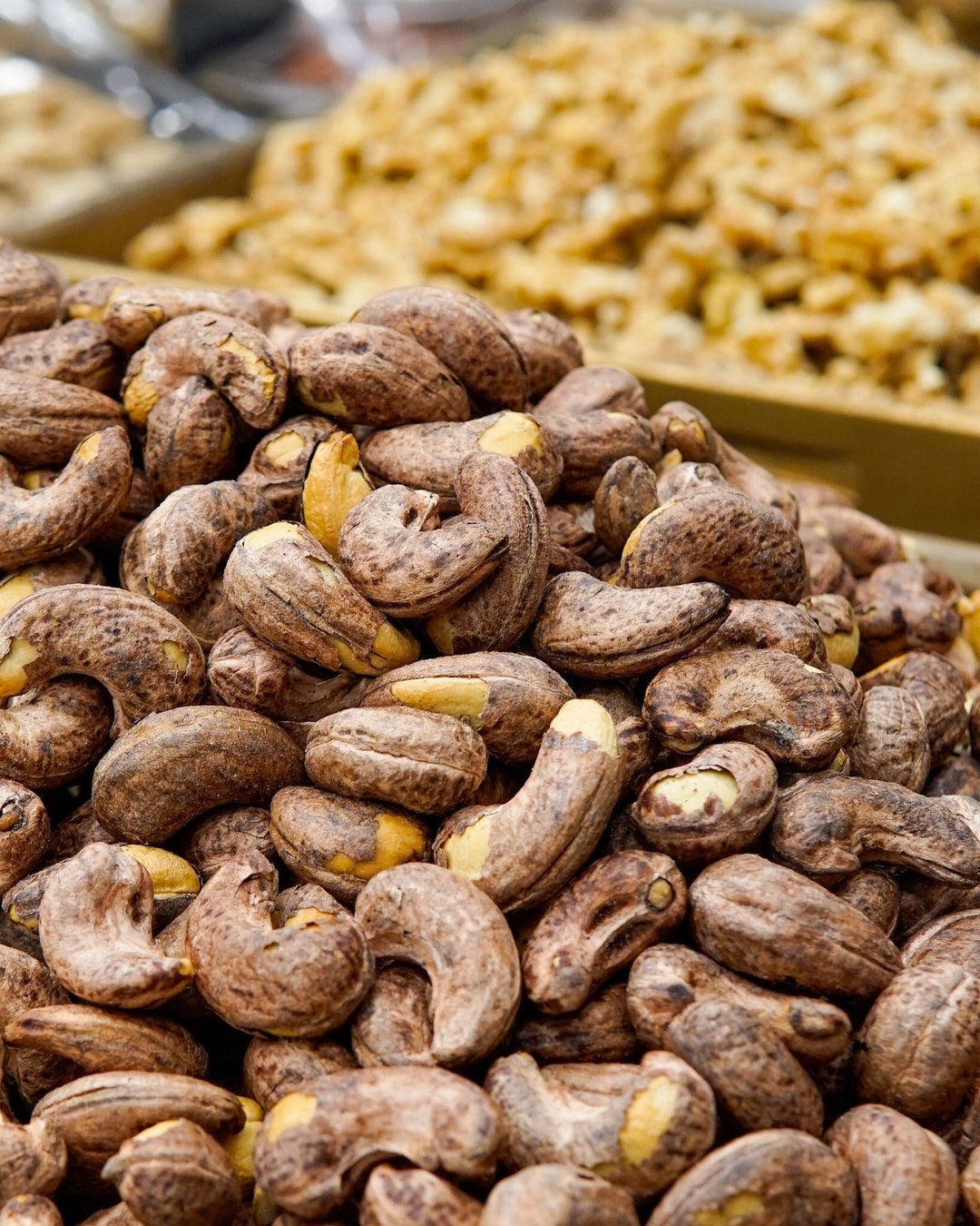 Roasted Cashews, Organic Roasted Cashew Nuts, Cashews With Skin