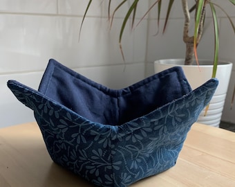 Bowl Cozy (bowl holder, bowl hot pad, bowl cozies )//100% Cotton Fabric and Batting//Reusable & Reversible