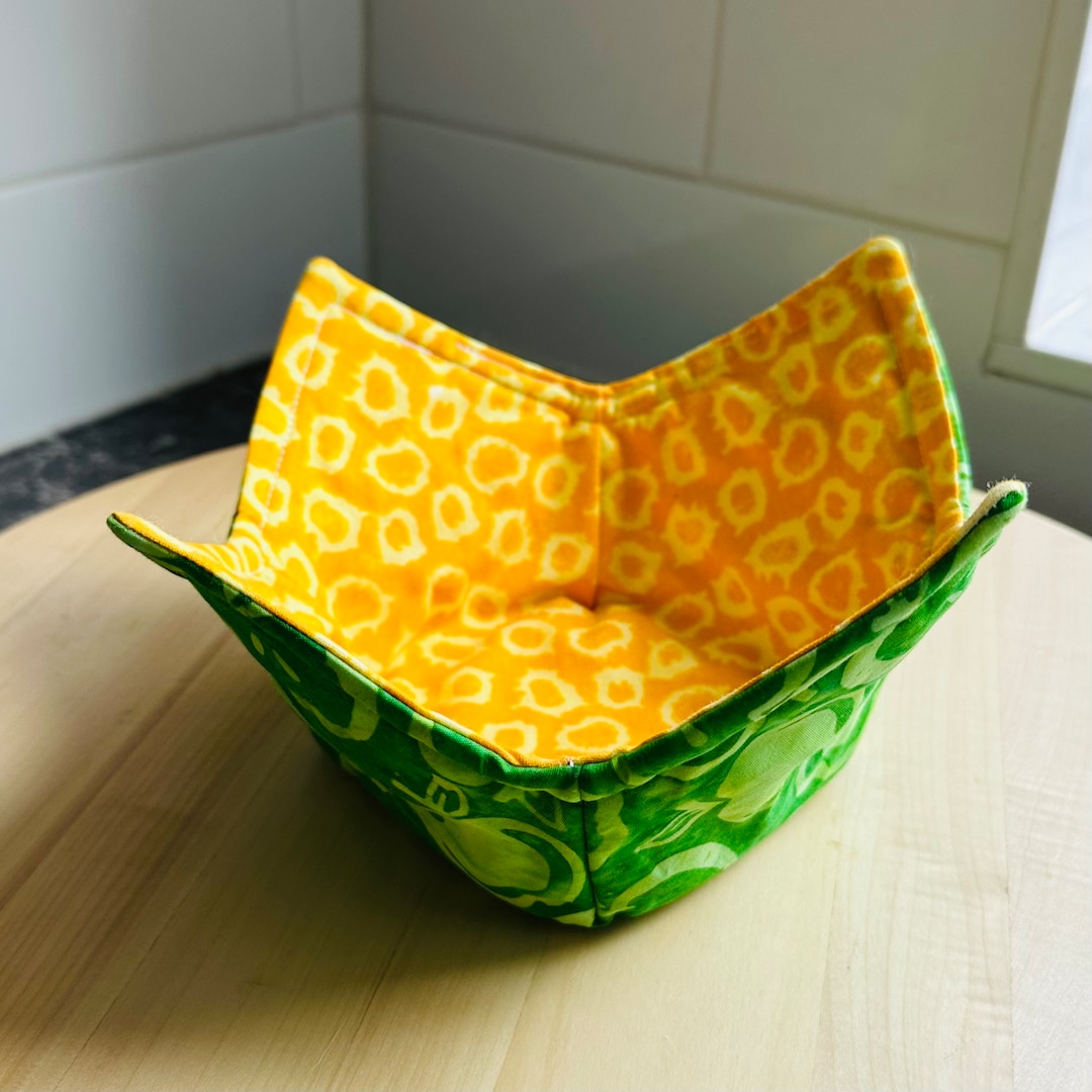 Bowl Cozy bowl Holder, Bowl Hot Pad, Bowl Cozies //100 Cotton Fabric and Batting//reusable
