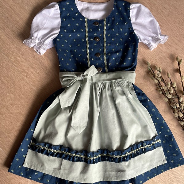 Dirndl für Mädchen Größe 98