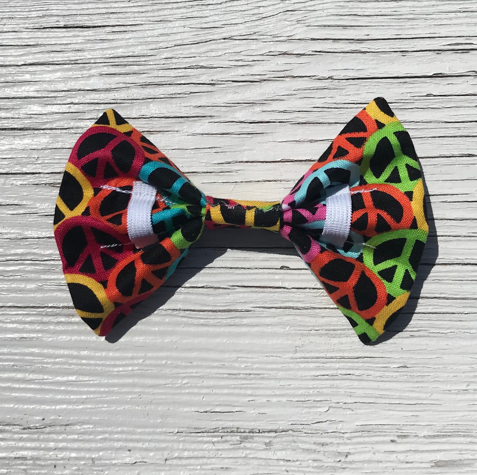 Frieden Zeichen Hund Fliege &amp; Haar Schleifen. Süße Hund Etsy