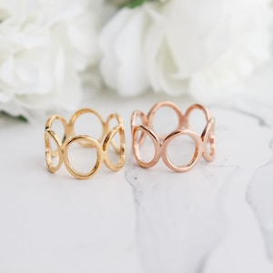 Circle Link Ring, , 18-Karat Gold Rose Gold Plated, Dainty Style, Mothers Gift for her, Mom, Girl Friend