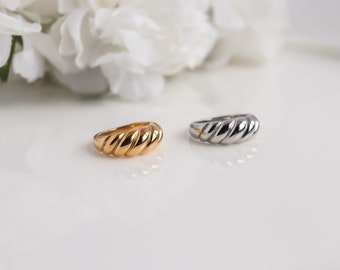 Croissant Dome Ring, 18K Gold Simple Statement Ring, Bridesmaid, Mothers Gift for her, Dainty, Minimalist, Ring for women, Waterproof