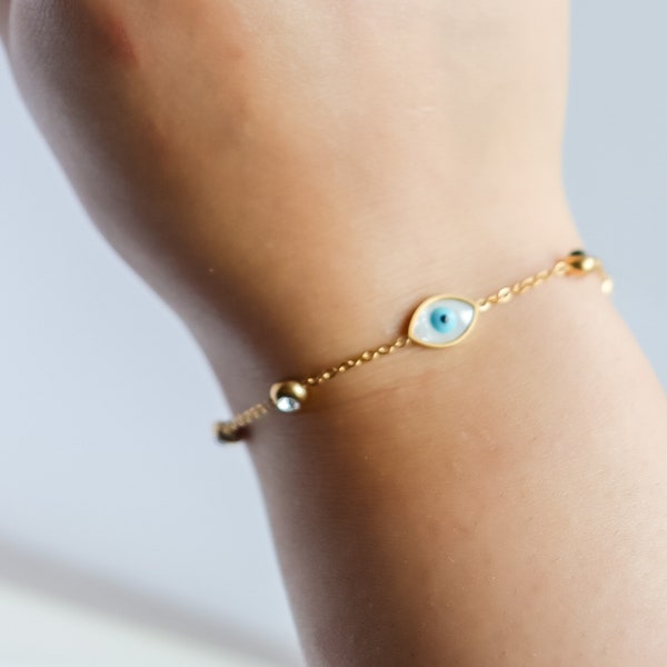 Evil Eye Bracelet, Dotted Bracelet, 18K Plated, Layering Bracelet, minimalist bracelets, Dotted Stone, Mothers Gift, Bracelet for women