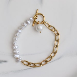 Fresh Water Pearl Block Chain Bracelet, 18K Gold Plated Layering Dainty minimalist chains bracelets, Bridesmaid, Mothers Gift