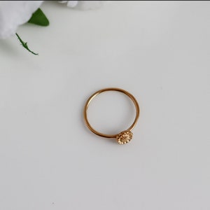 Sunflower Ring, 18K Gold Simple Statement Ring, Bridesmaid, Mothers Gift for her, Dainty, Minimalist, Ring for women, Waterproof image 5