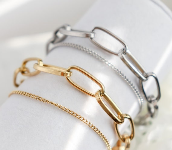 Clover Bracelet, White Black 18K Gold Plated Layering Dainty Minimalist Chains Bracelets, Bridesmaid, Christmas Gift, Bracelet for Women