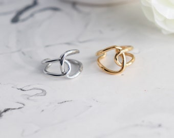 Linked Wire Ring 18K Gold Simple Statement Ring, Bridesmaid, Mothers Gift for her, Dainty, Minimalist, Ring for women, Waterproof