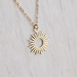 Sun Necklace, Sunburst Pendant, 18K Gold Plated, Layering Necklace, Bridesmaid, Mothers gifts, Dainty, Minimalist, Necklace For Women