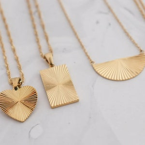 Sunshine Necklace, Sunburst pendant, 18K Gold Plated, Bridesmaid, Mothers gifts, Dainty, Minimalist, Necklace For Women, Twist Chain