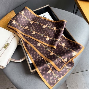 Louis Vuitton INSPIRED Throw Blanket (Velvet) – NH Timeless Designers