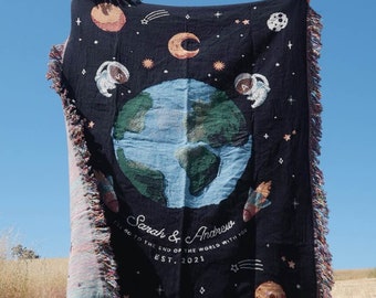 Couple Astronauts Outer Space Woven Blanket Custom Couple Gifts UFO Space Planets Lovers Gifts Outer Space Planets Gifts Ideas for Couples