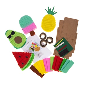 DIY Summer Craft Box, Haz tu propio mini kit de piñata, DIY Tropical Birthday Favors