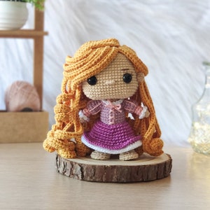 AMIGURUMI PATTERN Long Hair Princess Crochet Pattern | PDF Pattern Download in En/Es/Pt
