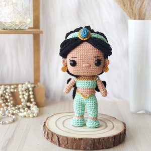 AMIGURUMI PATTERN Arabian Princess Crochet Pattern | PDF Pattern Download in En/Es/Pt