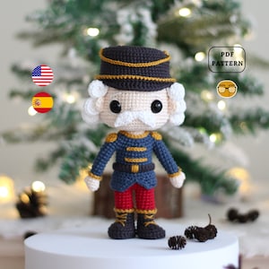 AMIGURUMI PATTERN The Nutcracker Crochet Pattern Christmas | PDF Pattern | Eng Es