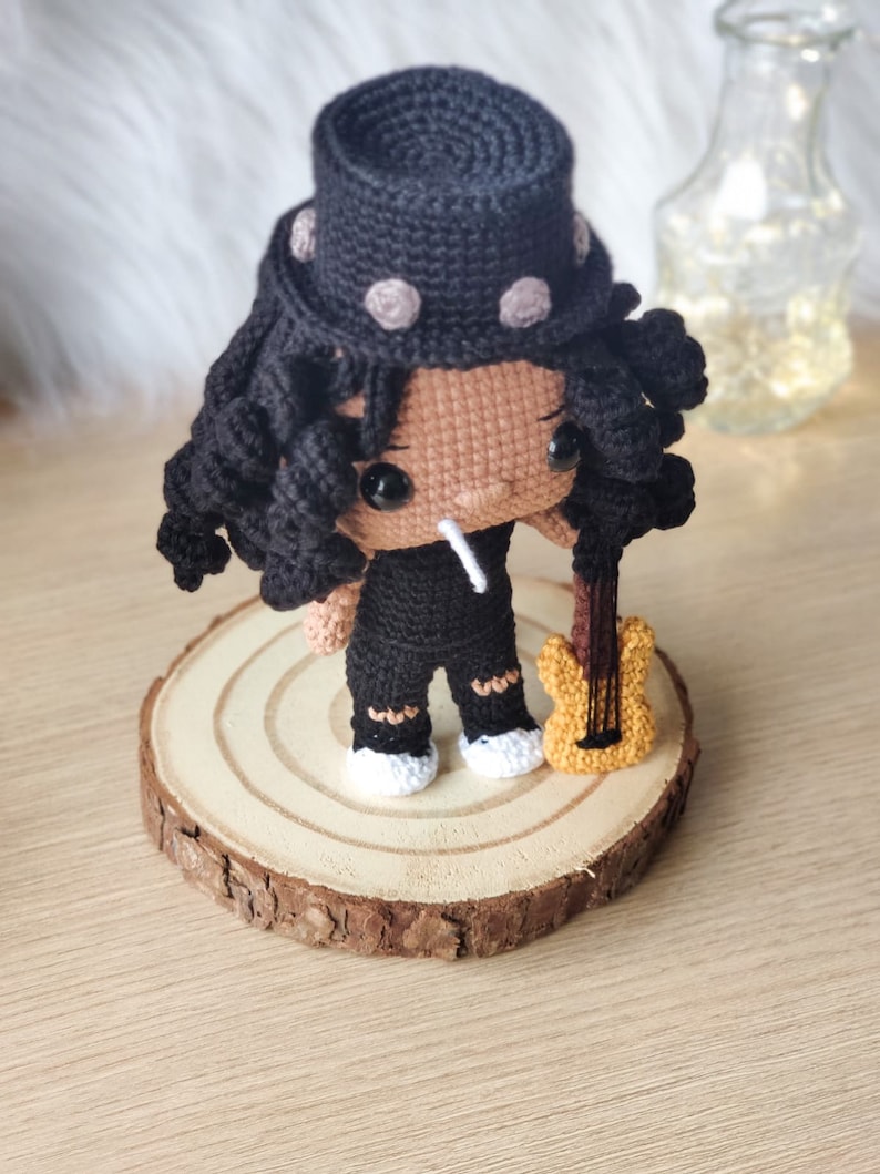 Slash crochet pattern Guns n' Roses crochet slash amigurumi pattern Funko Pop Crocheniacs crochet pattern