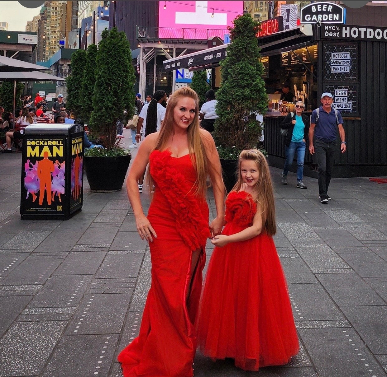 Mommy and Me Red Tulle Dress, Daughter and Mother Matching Dress, 1st  Birthday Dress , Kid Tutu Dress. Pink Ball Gown , Photoshoot Dress - Etsy  Canada