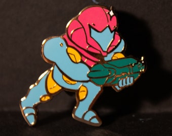 Metroid Fusion Chibi Sammy Gold Enamel Pin