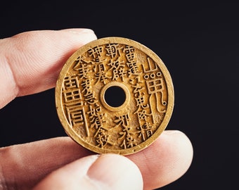 Messing Berggeist Münzen. Antike Münzen Anhänger. Glücksbringer Anhänger. Handgemachtes Geschenk. Geschenk für Sie/Ihn. Orientalische Kunst