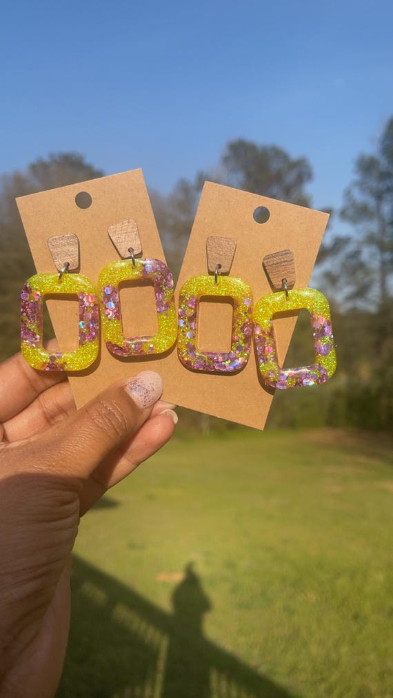 Dangled Sparkling fashion earrings, Earrings for women