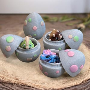 Tiny Mystery Dinosaur with Egg Container Flexi Fidgets | Office Decor | Gift for Kids | Dinosaur Fidget | Gift for Easter |
